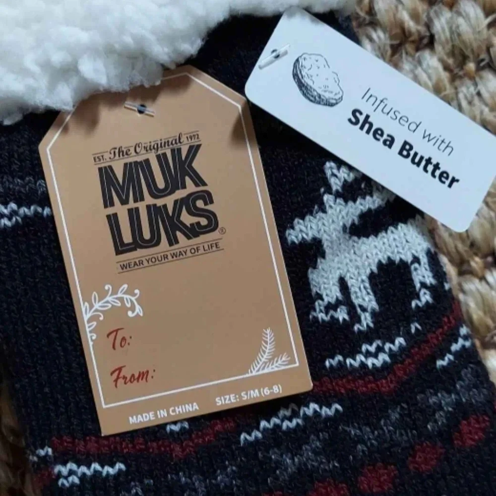 NWT Muk Luks Black Sherpa Reindeer Socks ~shea Butter Infused